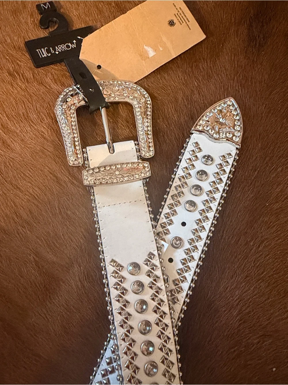 NWT Twig & Arrow Rhinestone Western Belt – Size Medium (Silver/White)